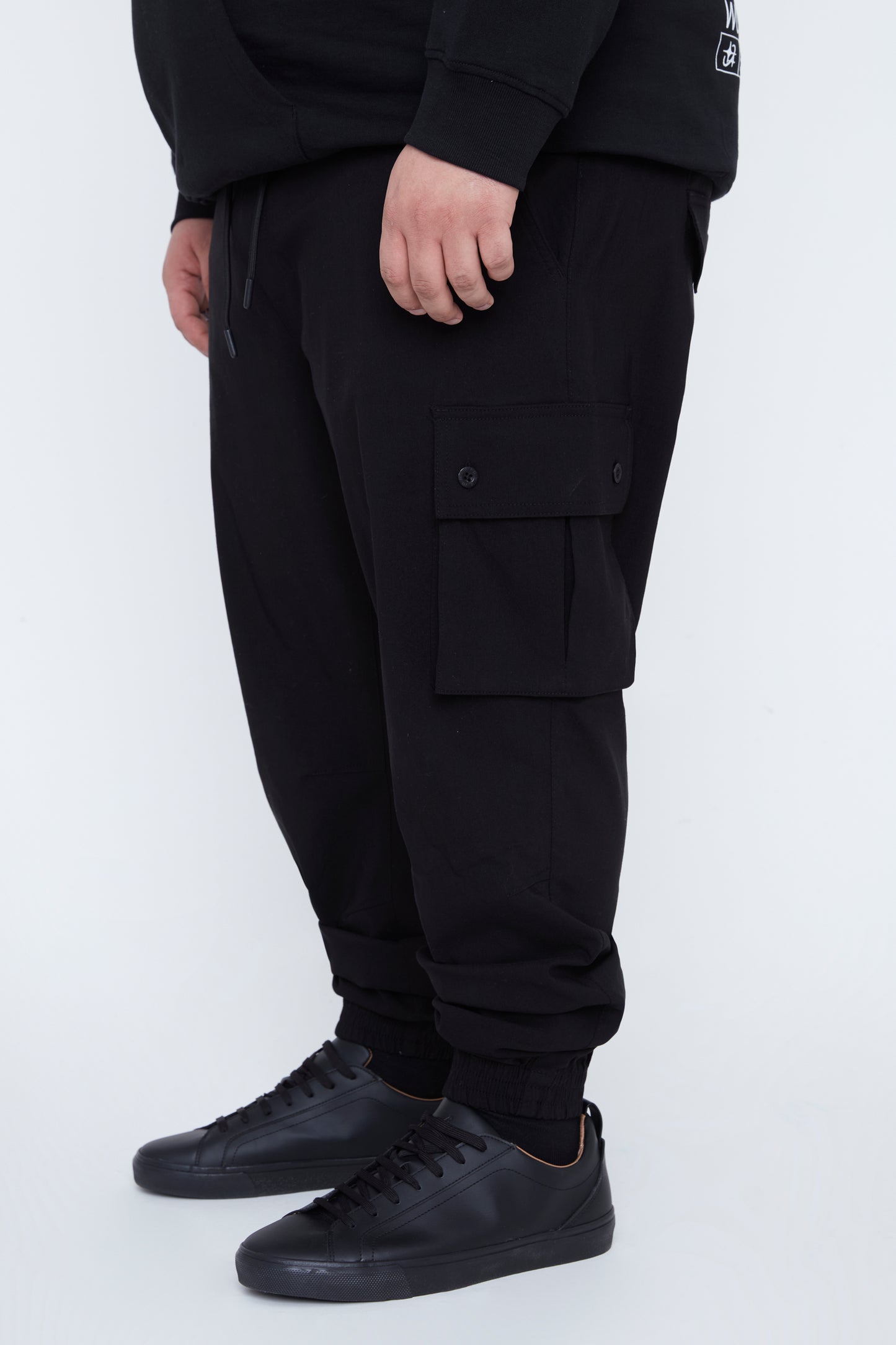 Men’s Pull-On Cargo Jogger