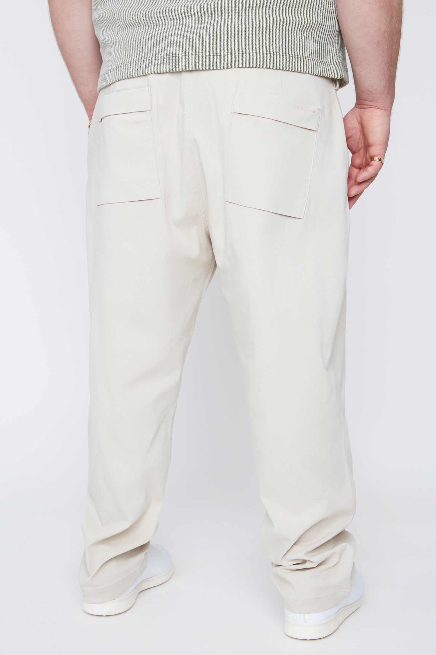 Men’s Twill Chino Pleated Pant