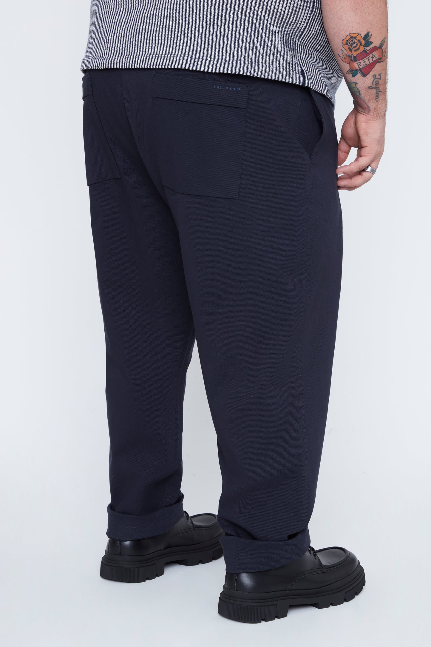 Men’s Twill Chino Pleated Pant