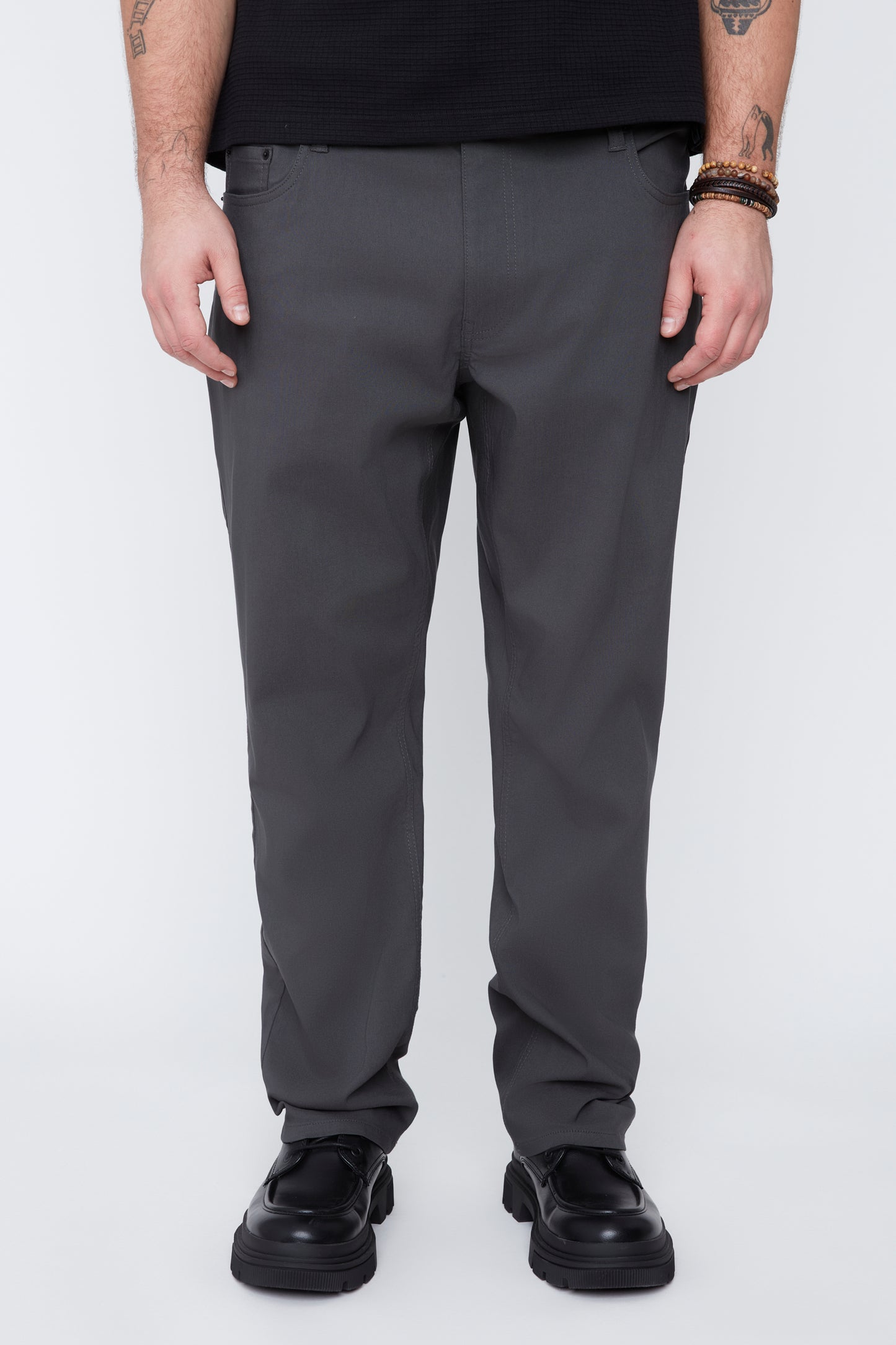 Pantalon uni 5 poches pour homme