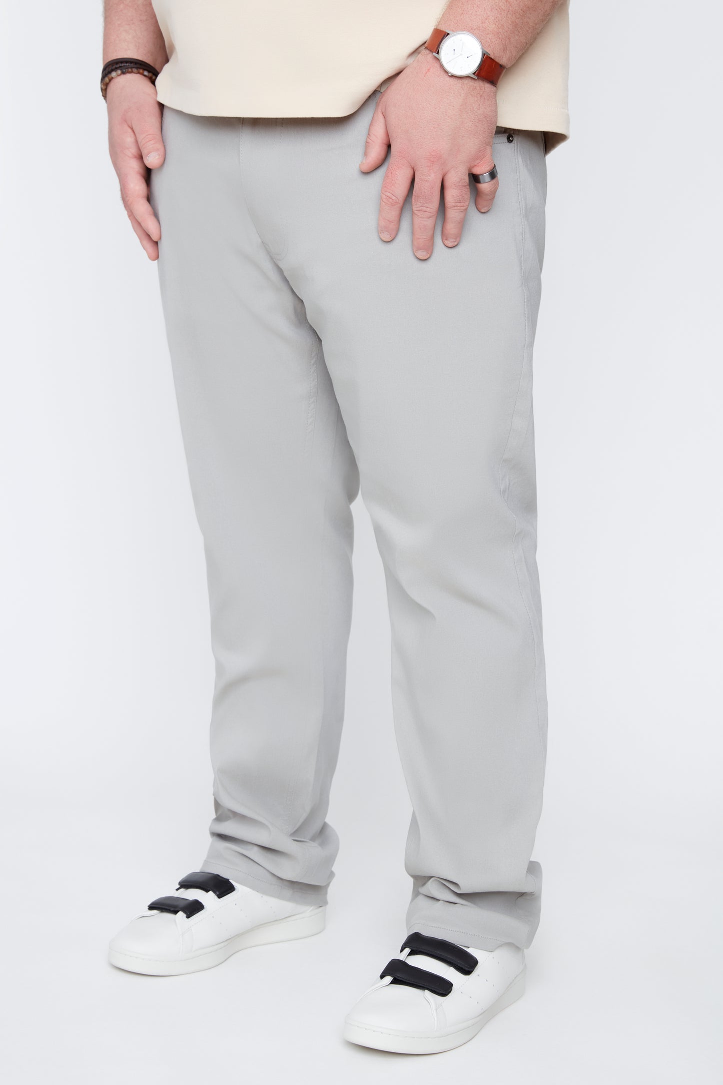 Pantalon uni 5 poches pour homme