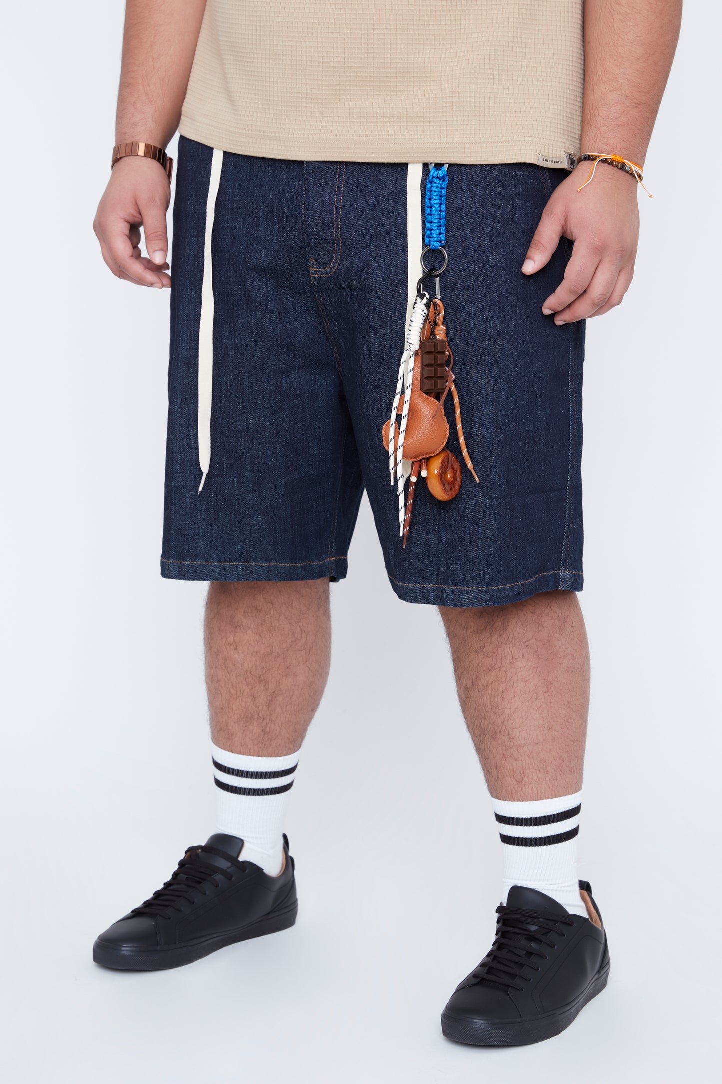 Jort en jean extensible confortable et ample pour homme