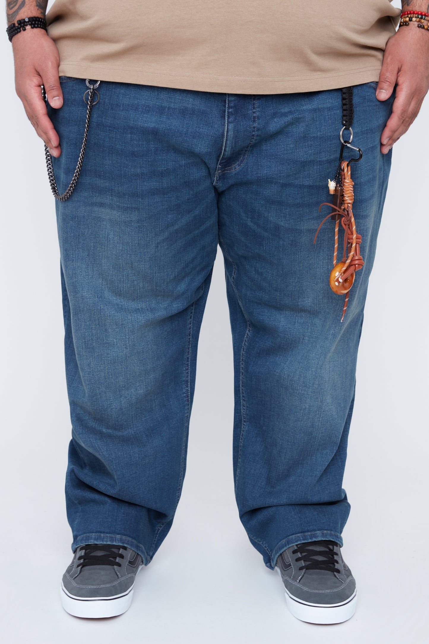 Men’s Modern Fit 5-Pocket Denim