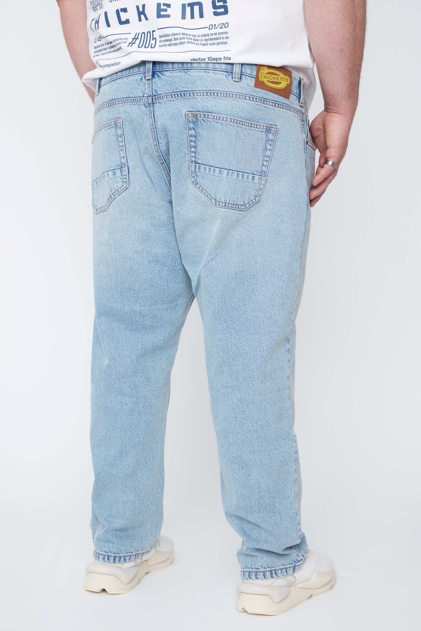 Men’s Modern Fit 5-Pocket Denim