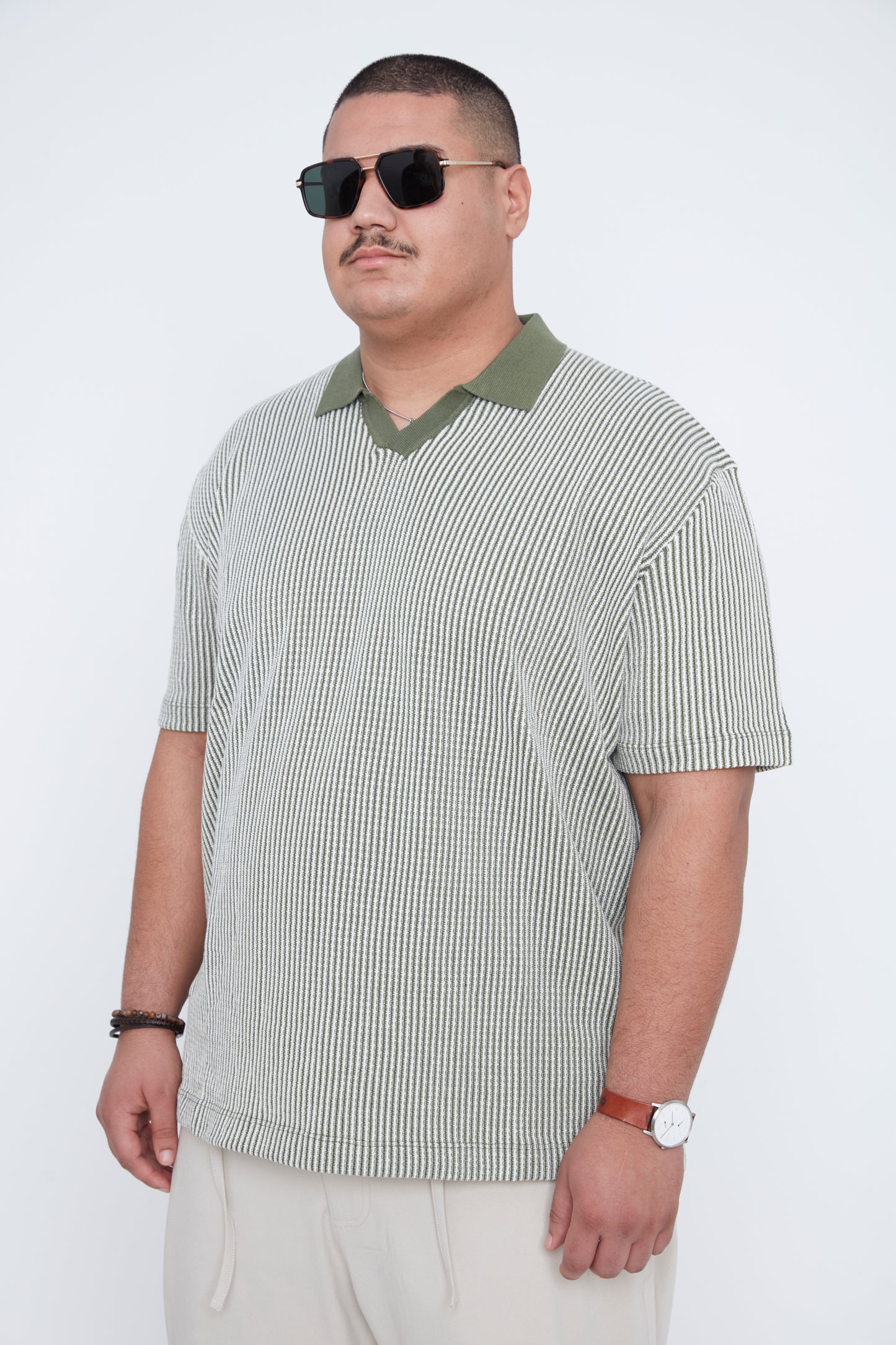 Men's Textured Johnny Collar Sweater Knit Polo