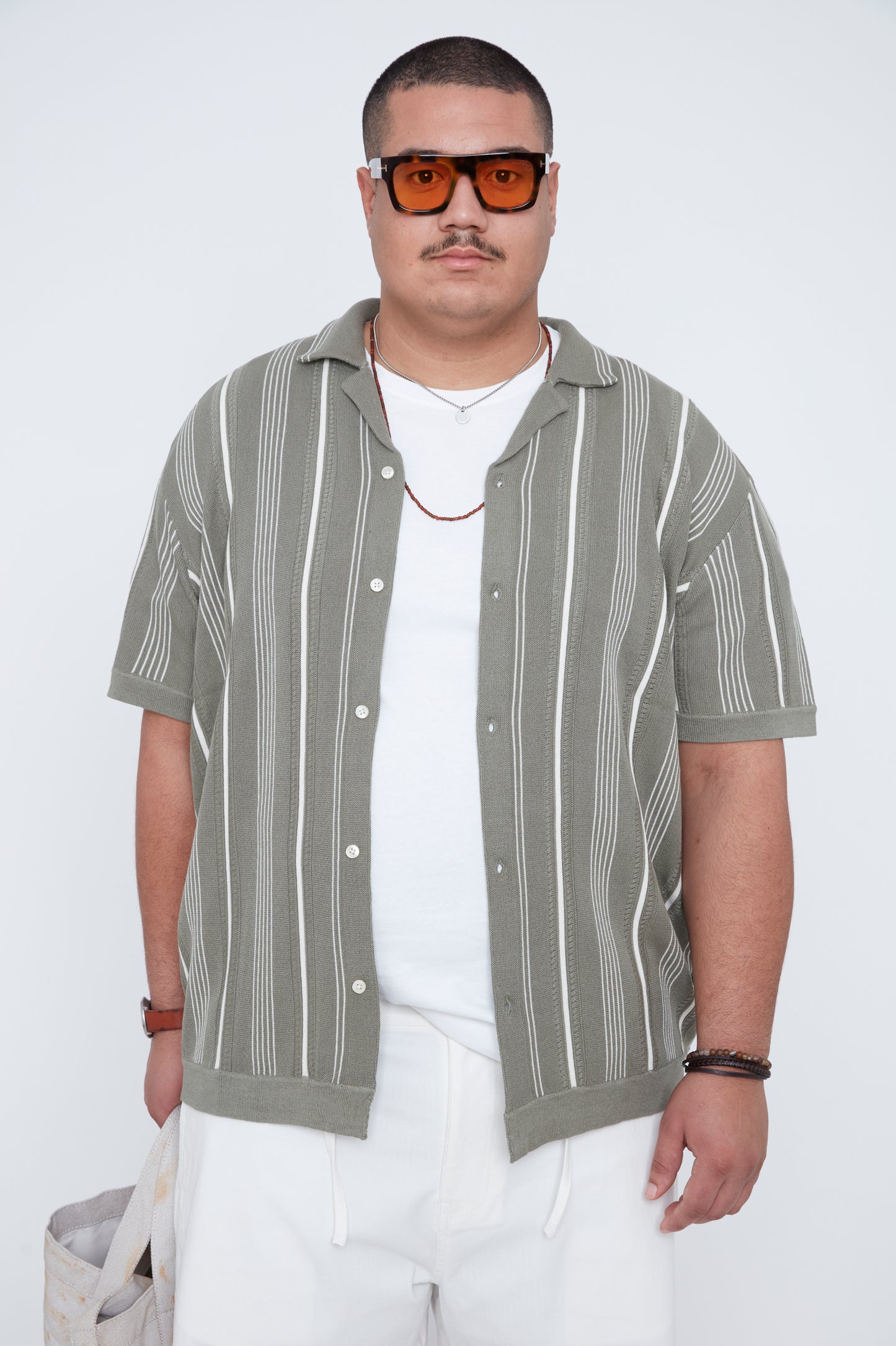 Men’s Button-Up Striped Knit Resort Collar Shirt