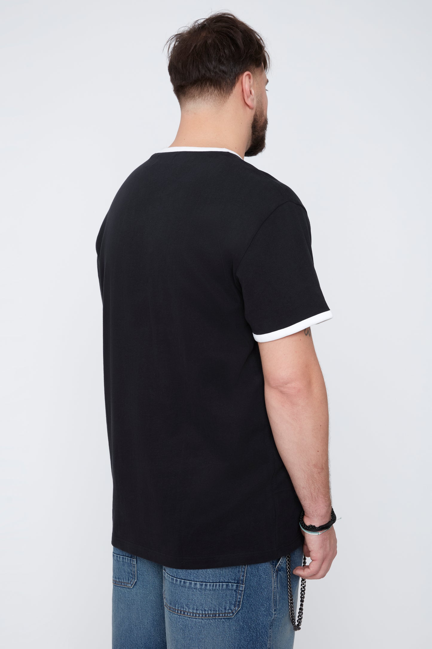 Men’s Crew Neck Tee — Oahu ’77