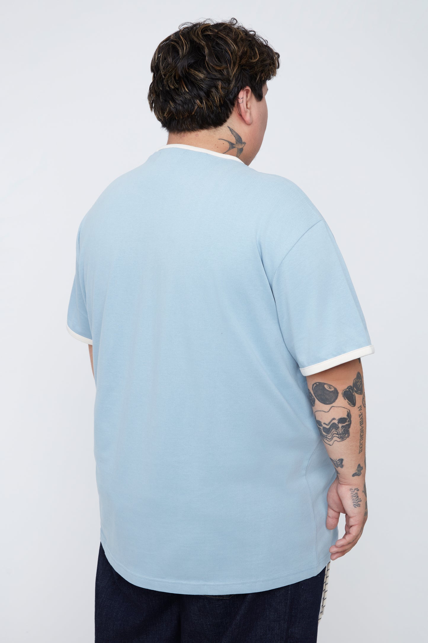 Men’s Crew Neck Tee — Oahu ’77